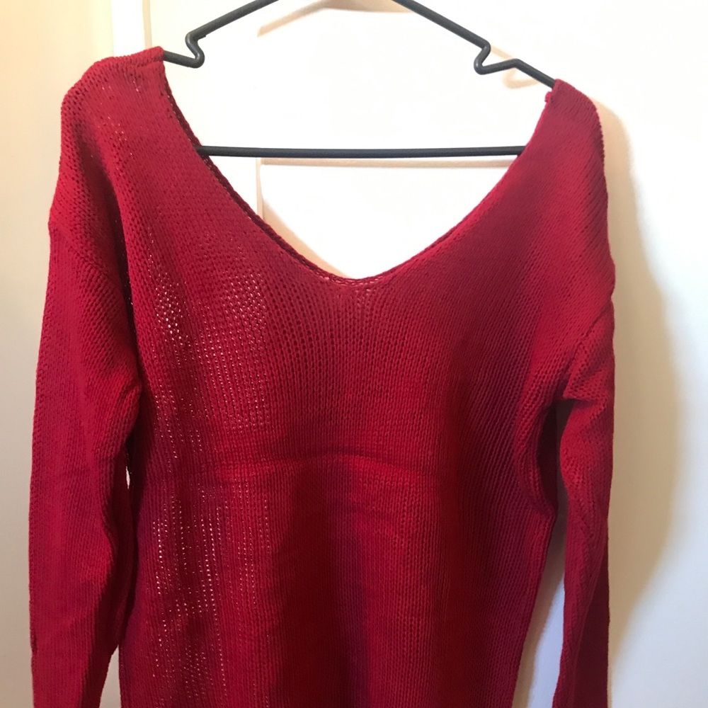 Low cut sweater size xl